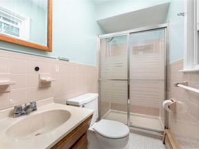 7 Cornell Road, Shoreham NY 11786