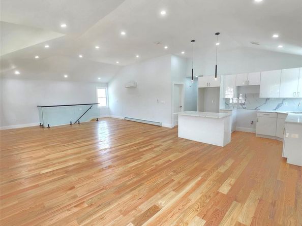 14419 230 Street, Springfield Gardens NY 11413