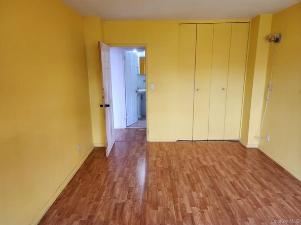 61-35 98th Street N 11B, Rego Park NY 11374