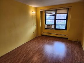 61-35 98th Street N 11B, Rego Park NY 11374
