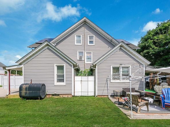 46 Lincoln Avenue, Sayville NY 11782