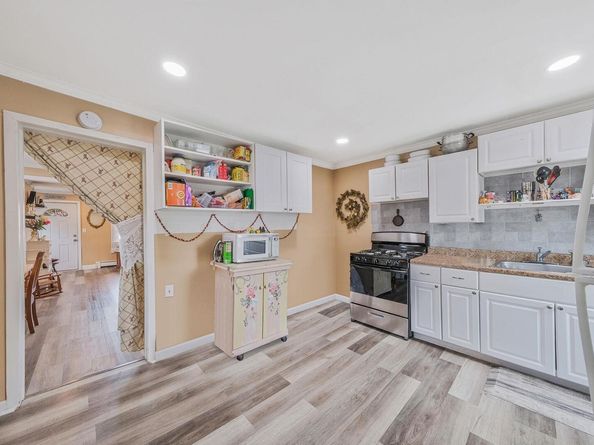 46 Lincoln Avenue, Sayville NY 11782