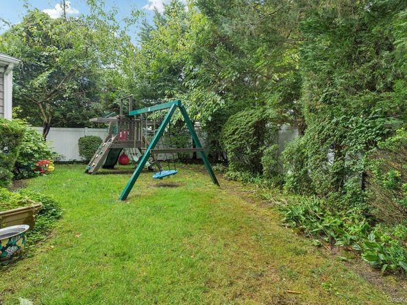 581 Leheigh Lane, Woodmere NY 11598