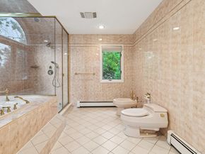 581 Leheigh Lane, Woodmere NY 11598