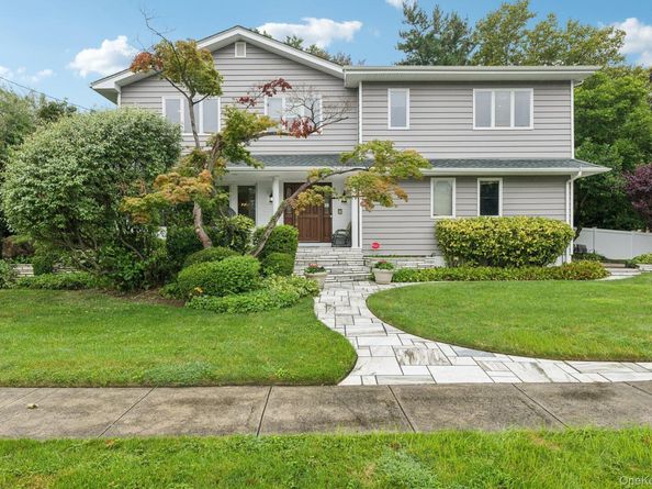 581 Leheigh Lane, Woodmere NY 11598