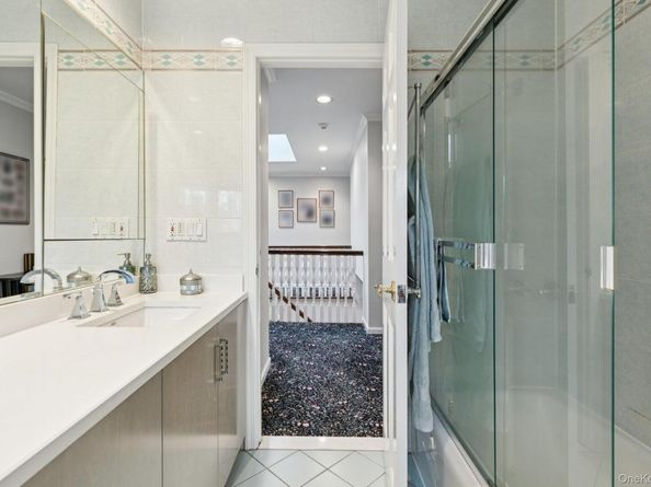 581 Leheigh Lane, Woodmere NY 11598