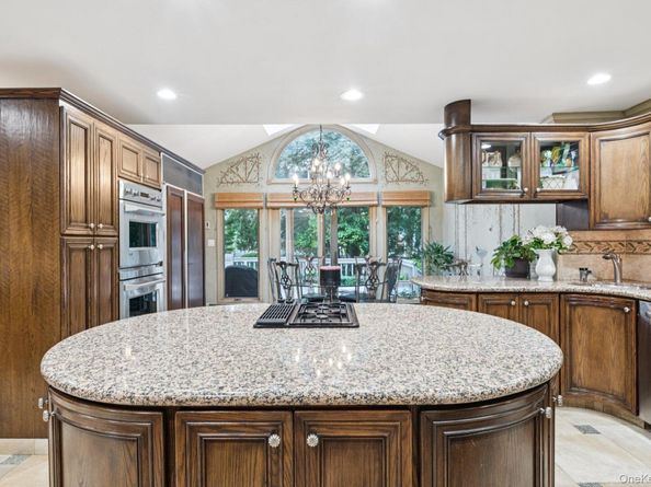 581 Leheigh Lane, Woodmere NY 11598