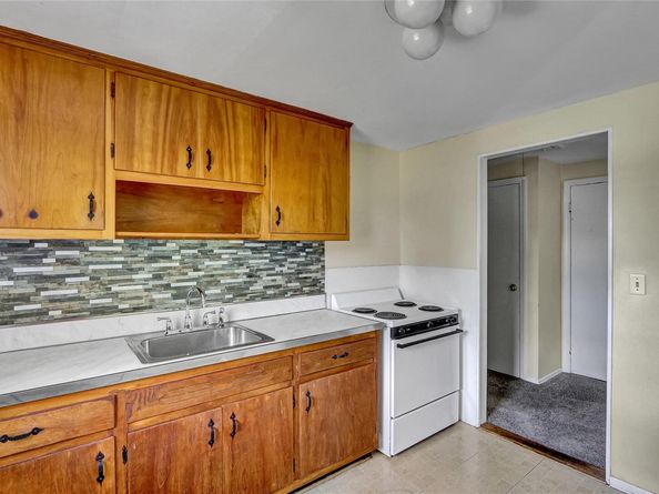 181 Maple Avenue, East Meadow NY 11554