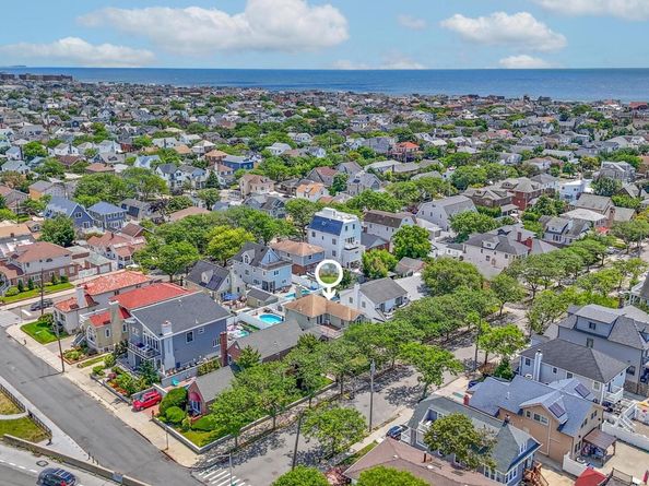 456 Beach 145th Street, Neponsit NY 11694