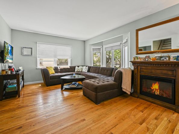 456 Beach 145th Street, Neponsit NY 11694