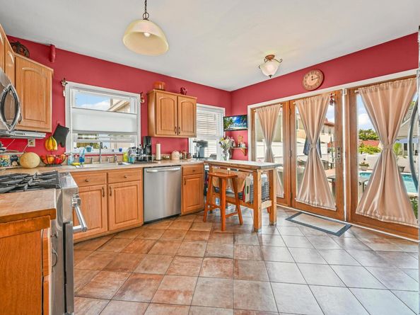 456 Beach 145th Street, Neponsit NY 11694
