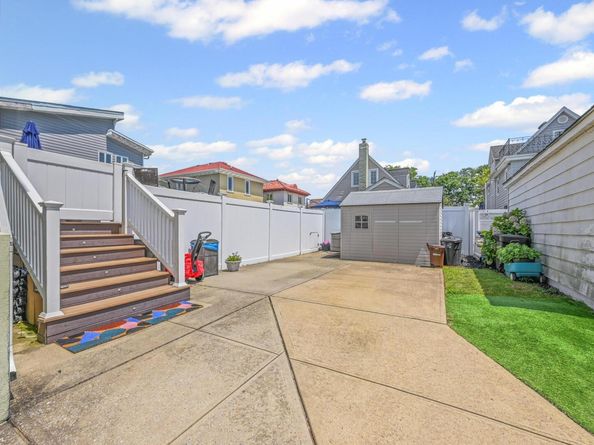 456 Beach 145th Street, Neponsit NY 11694