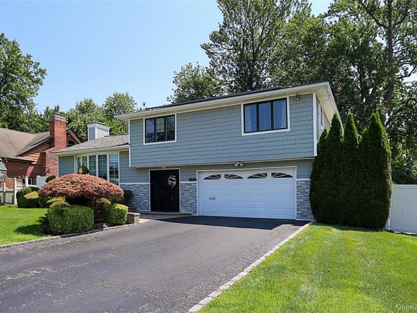 64 Hamilton Drive, Roslyn NY 11576