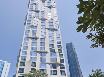 11 Hoyt Street