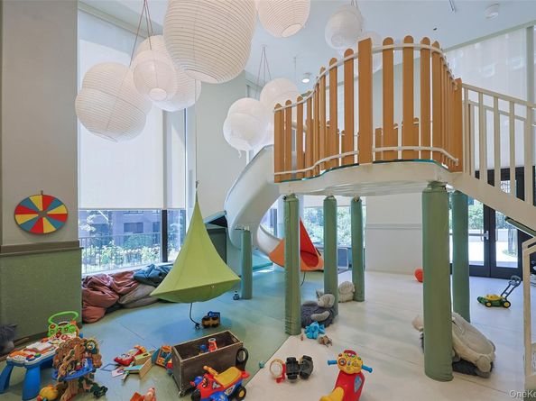 11 Hoyt Street 12M, Brooklyn NY 11201