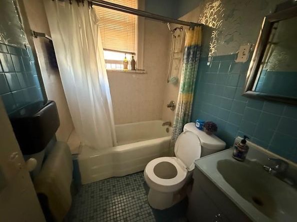 8814 162nd Street, Jamaica NY 11432