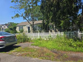 29 Edwards Road, Mastic Beach NY 11951