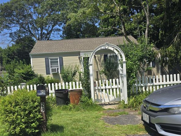 29 Edwards Road, Mastic Beach NY 11951