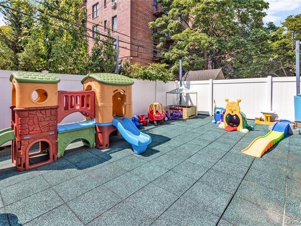 726 Manor Court, Brooklyn NY 11235