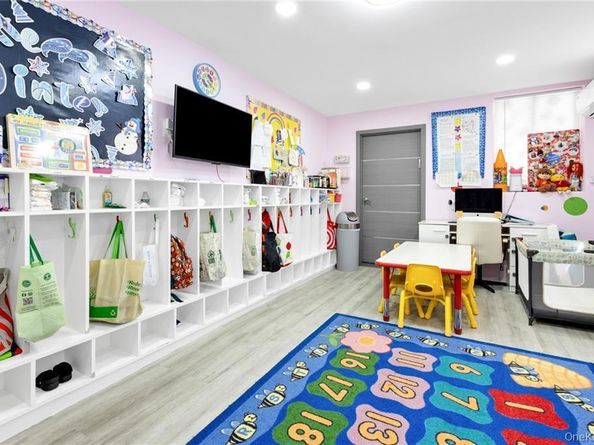 726 Manor Court, Brooklyn NY 11235