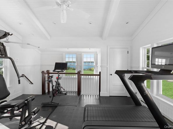 74 Cedar Lane W, Remsenburg NY 11960