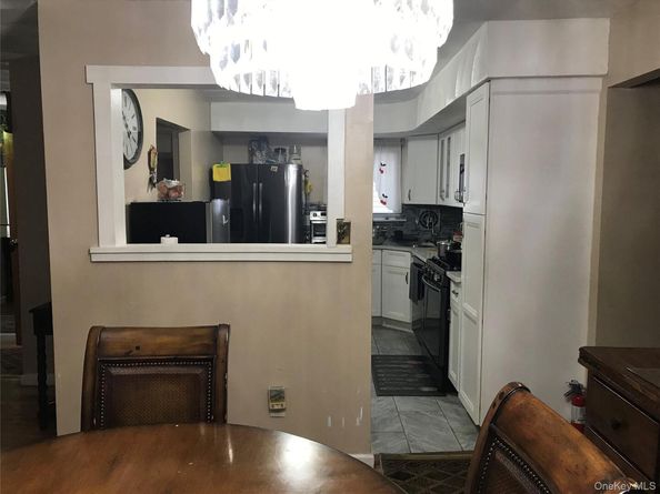 25946 149th Road, Rosedale NY 11422