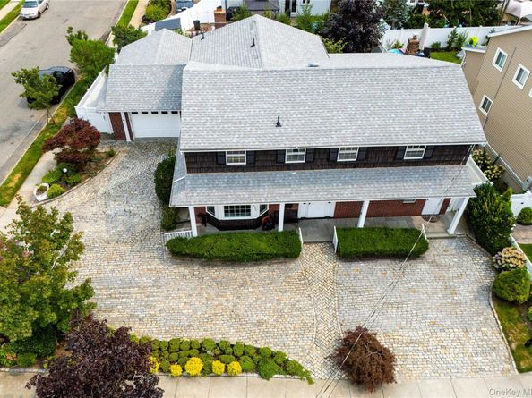 3843 Sally Lane, Oceanside NY 11572