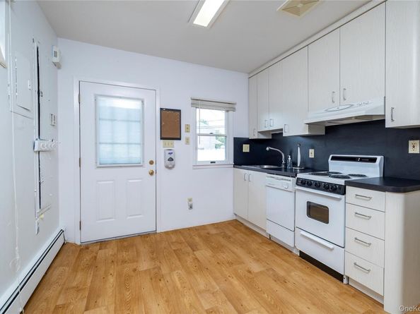3843 Sally Lane, Oceanside NY 11572
