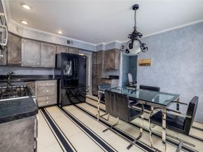 3843 Sally Lane, Oceanside NY 11572