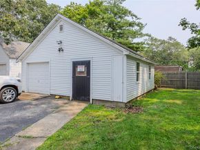 148 Woodhull Avenue, Riverhead NY 11901