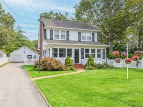 148 Woodhull Avenue, Riverhead NY 11901