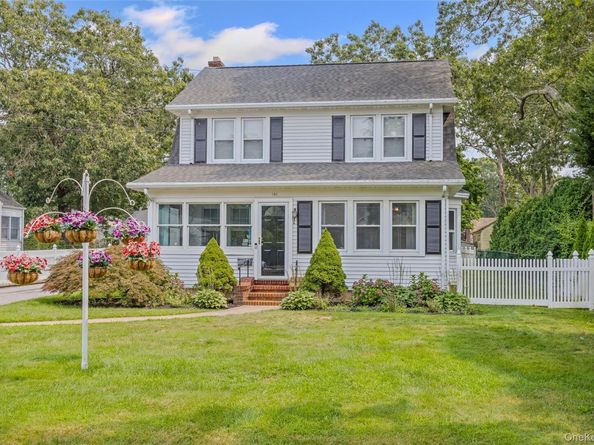 148 Woodhull Avenue, Riverhead NY 11901