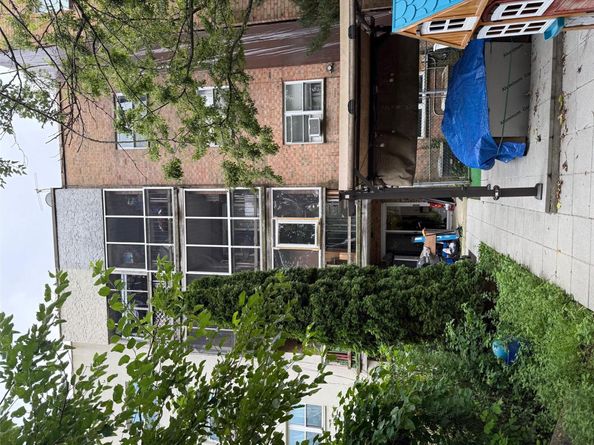 11949 6th Avenue, College Point NY 11356