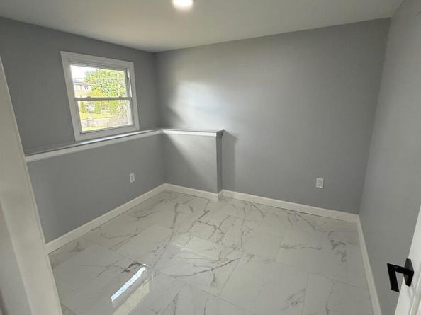 160 Van Street, Brentwood NY 11717