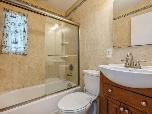 15 Budd Court, Bethpage NY 11714