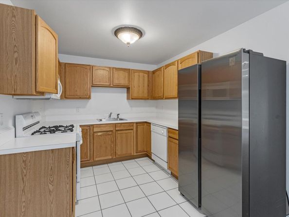 911 Altessa Boulevard, Melville NY 11747