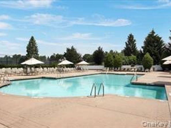 911 Altessa Boulevard, Melville NY 11747