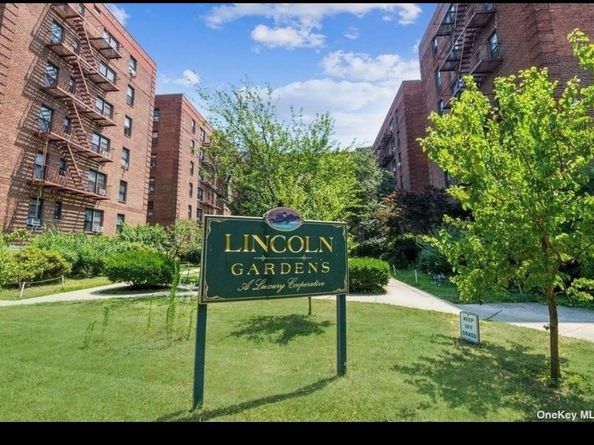 14444 38th Avenue C5, Flushing NY 11354