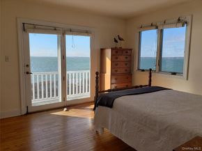 90 Peconic Avenue, Shelter Island NY 11964