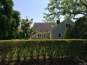 90 Peconic Avenue, Shelter Island NY 11964