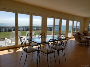 90 Peconic Avenue, Shelter Island NY 11964