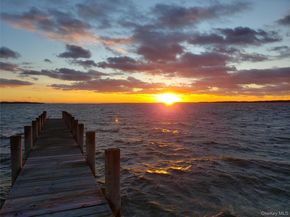 90 Peconic Avenue, Shelter Island NY 11964