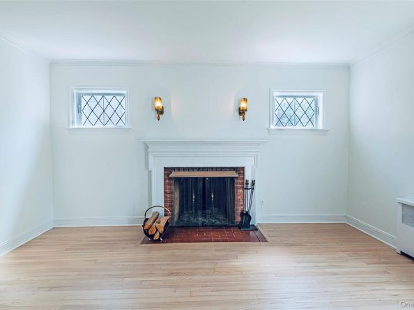147 Nugent Street, New Hyde Park NY 11040