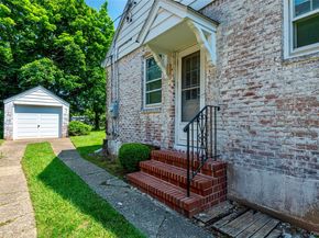 147 Nugent Street, New Hyde Park NY 11040