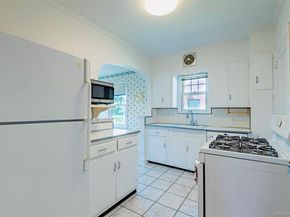 147 Nugent Street, New Hyde Park NY 11040