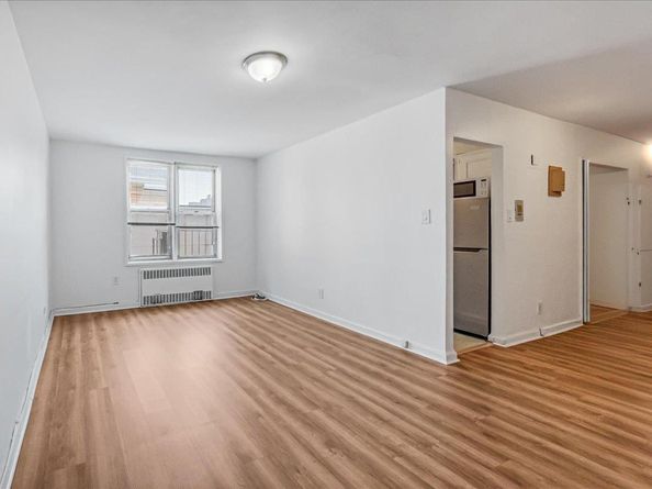 67-25 Dartmouth Street 3M, Forest Hills NY 11375