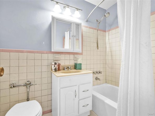 68-15 Selfridge Street 5D, Forest Hills NY 11375