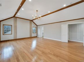 319 Blacksmith Road W, Levittown NY 11756