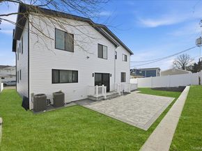 319 Blacksmith Road W, Levittown NY 11756