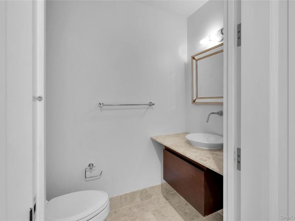 175 Huguenot Street 1106, New Rochelle NY 10801